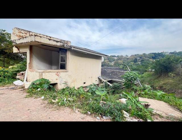 LAND FOR SALE IN DAWNCLIFFE